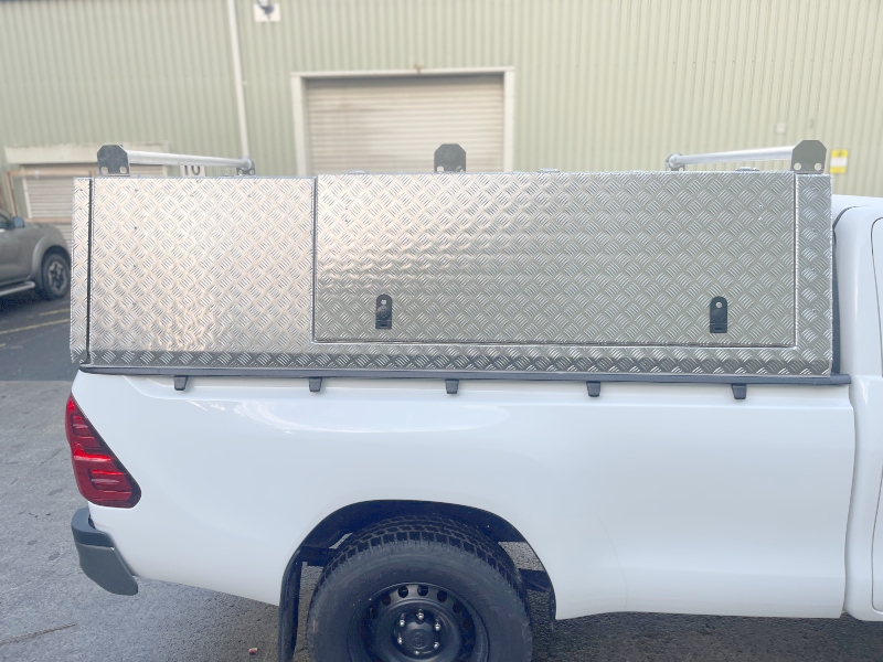 Toyota Hilux Single Cab Samson Solid Side Canopy Single Cab TOYOTA